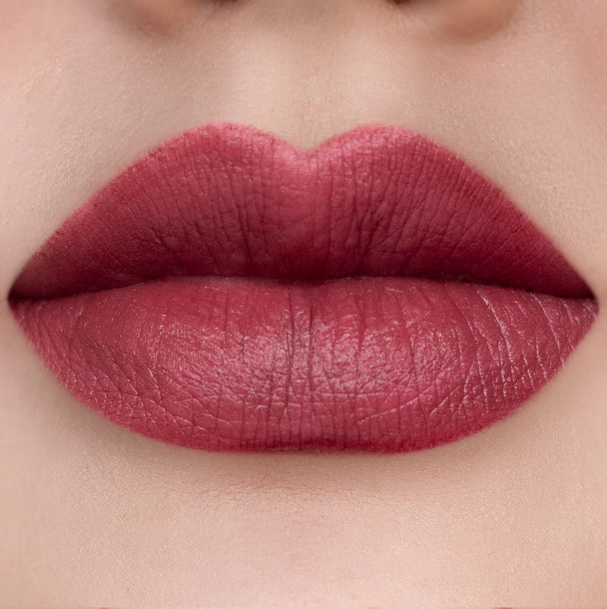 LUNA BERRY QUARZ LIPSTICK
