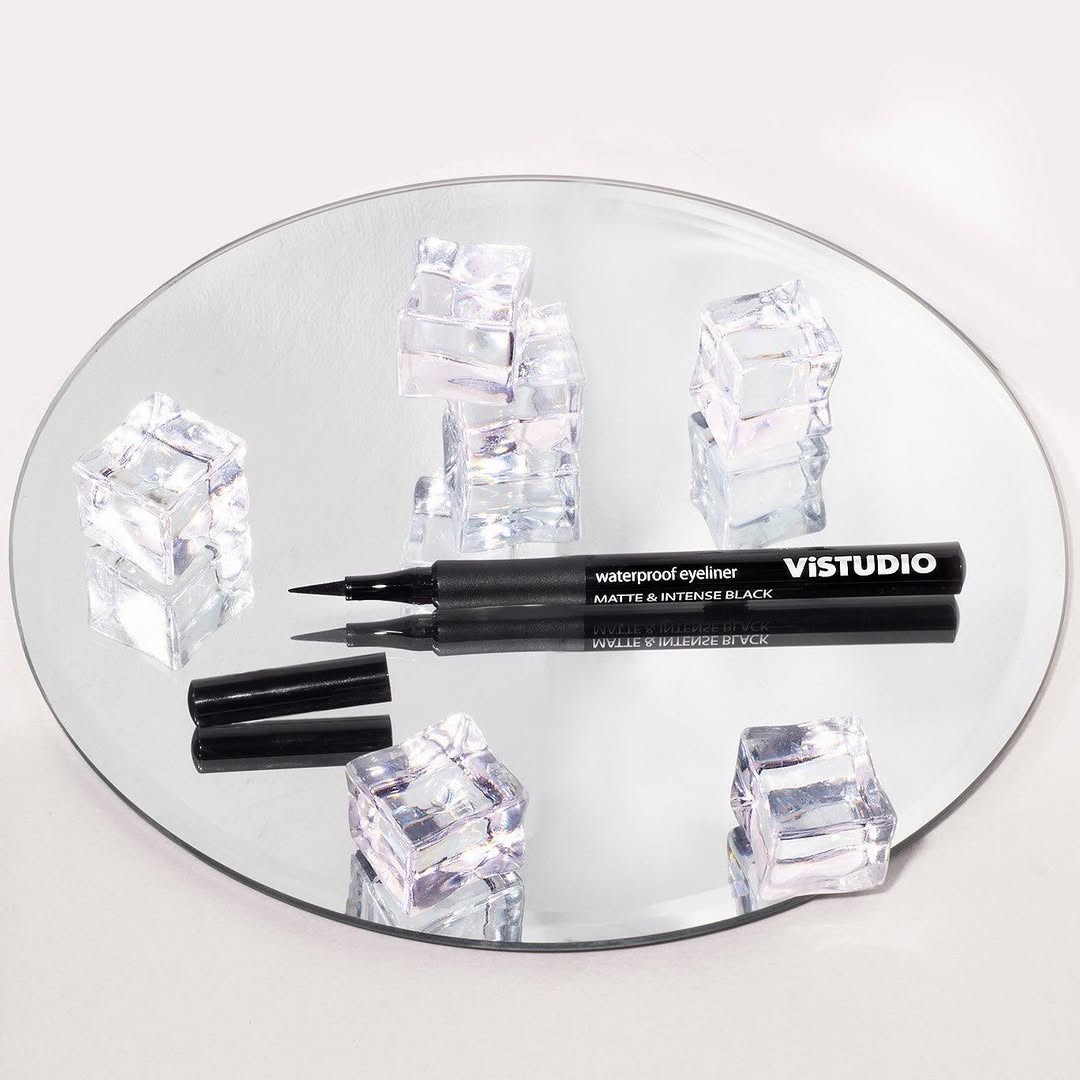 VISTUDIO EYELINER - WATERPROOF - BLACK