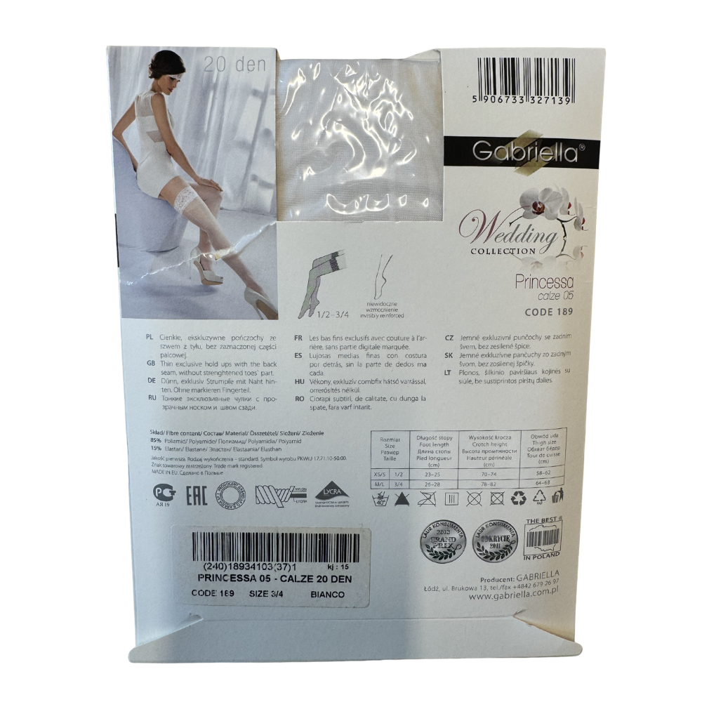 Elegant wedding hosiery with lace top